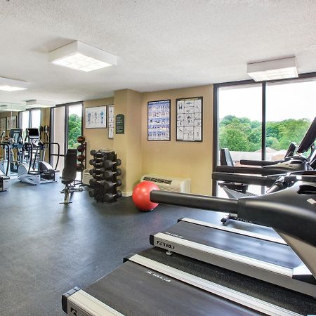 Holiday Inn National Airport/Crystal City By Ihg Arlington Bagian luar foto