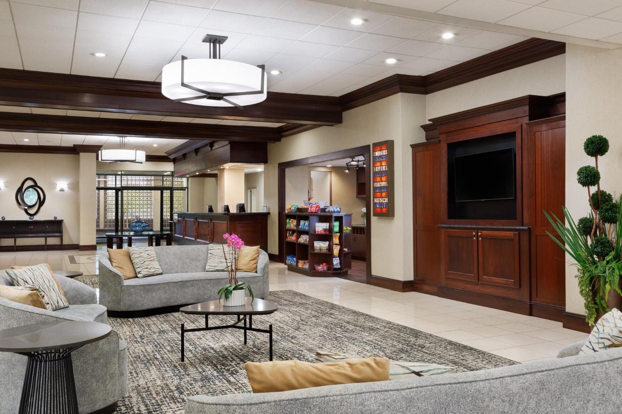 Holiday Inn National Airport/Crystal City By Ihg Arlington Bagian luar foto