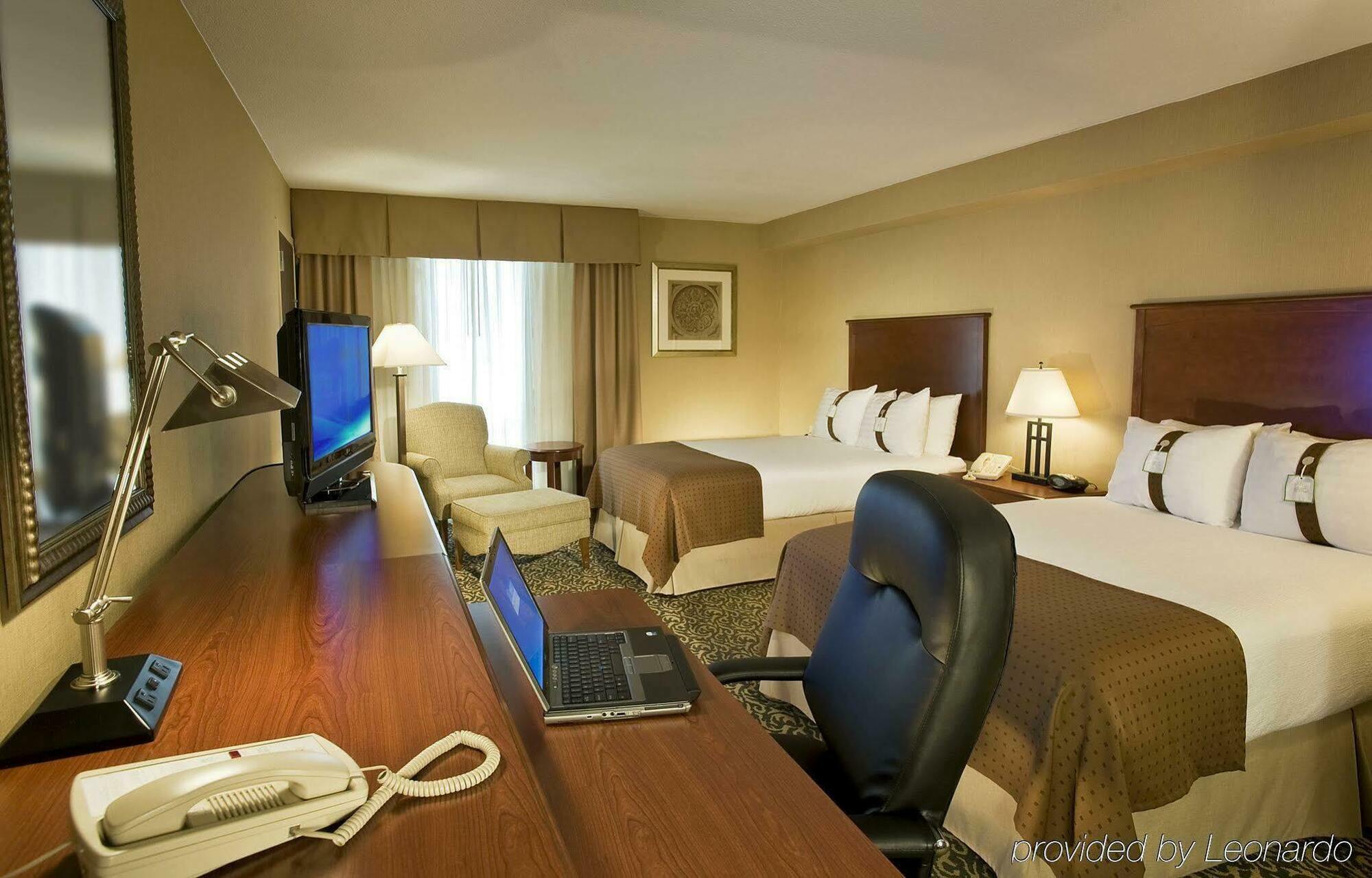 Holiday Inn National Airport/Crystal City By Ihg Arlington Bagian luar foto